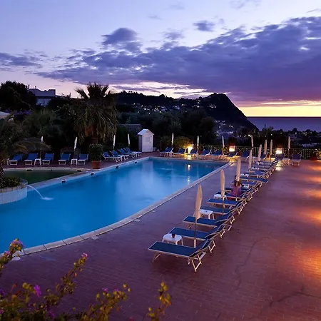 Paradiso Terme & Con 5 Piscine Termali Hotel